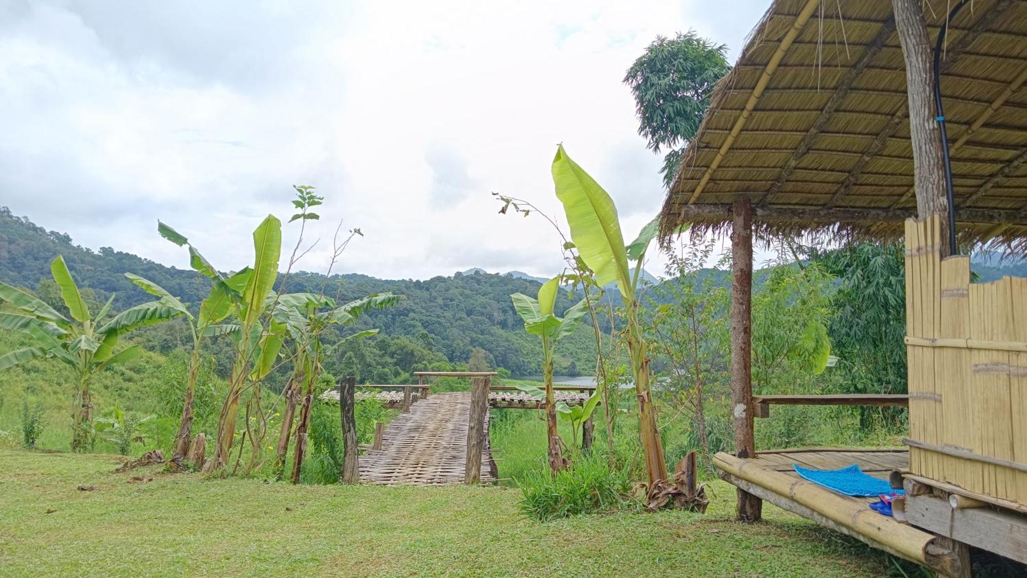 ไร่นิธิสุนทร Nithisoonthon Farmstay Mae Hong Son Zewnętrze zdjęcie