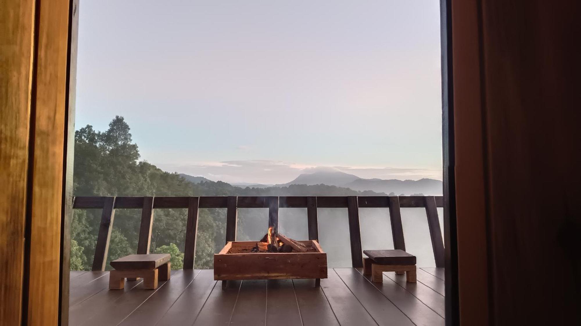 ไร่นิธิสุนทร Nithisoonthon Farmstay Mae Hong Son Zewnętrze zdjęcie