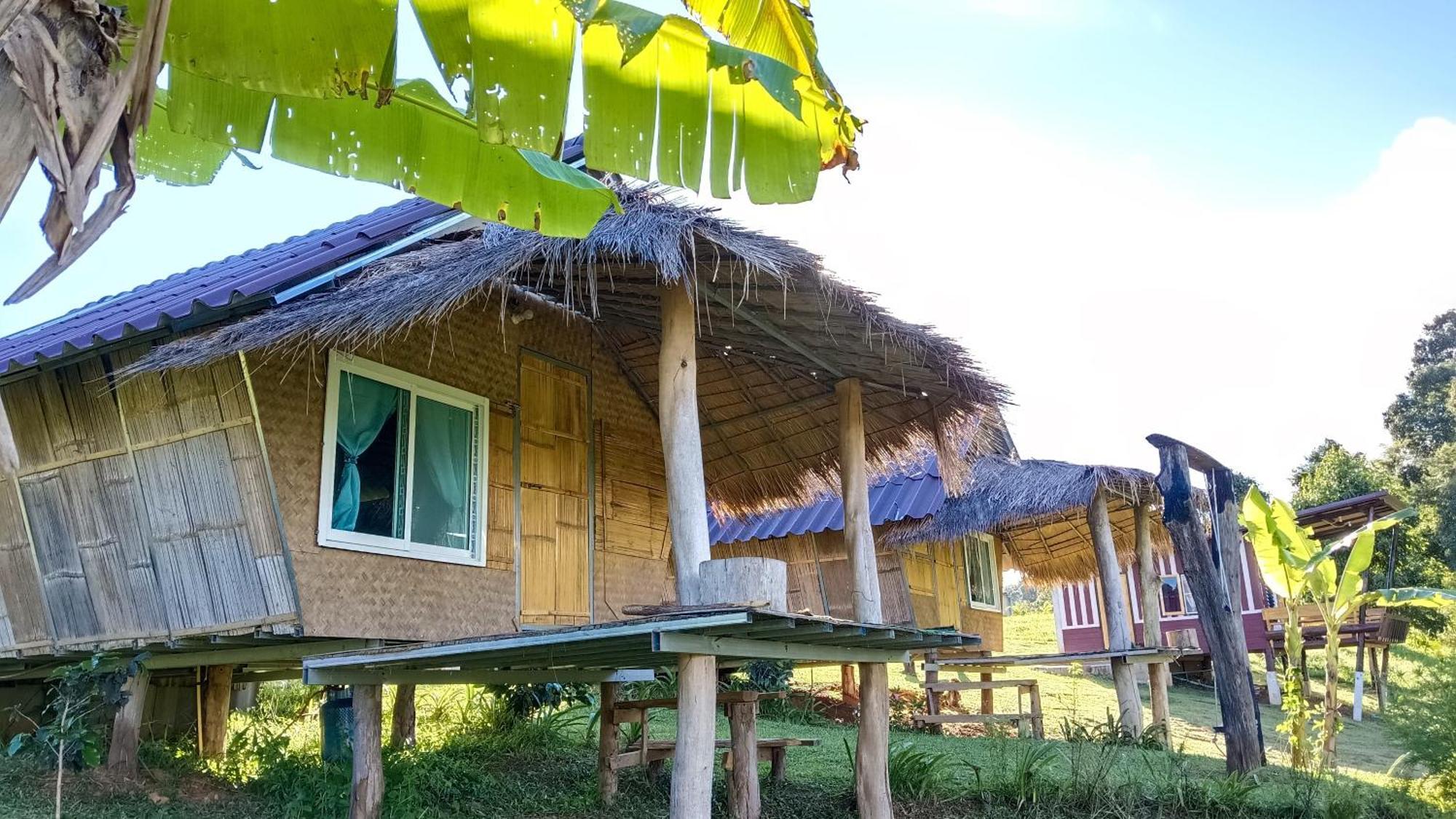 ไร่นิธิสุนทร Nithisoonthon Farmstay Mae Hong Son Zewnętrze zdjęcie