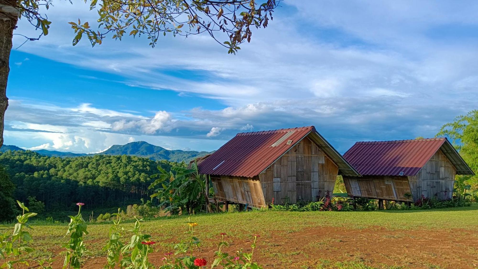 ไร่นิธิสุนทร Nithisoonthon Farmstay Mae Hong Son Zewnętrze zdjęcie