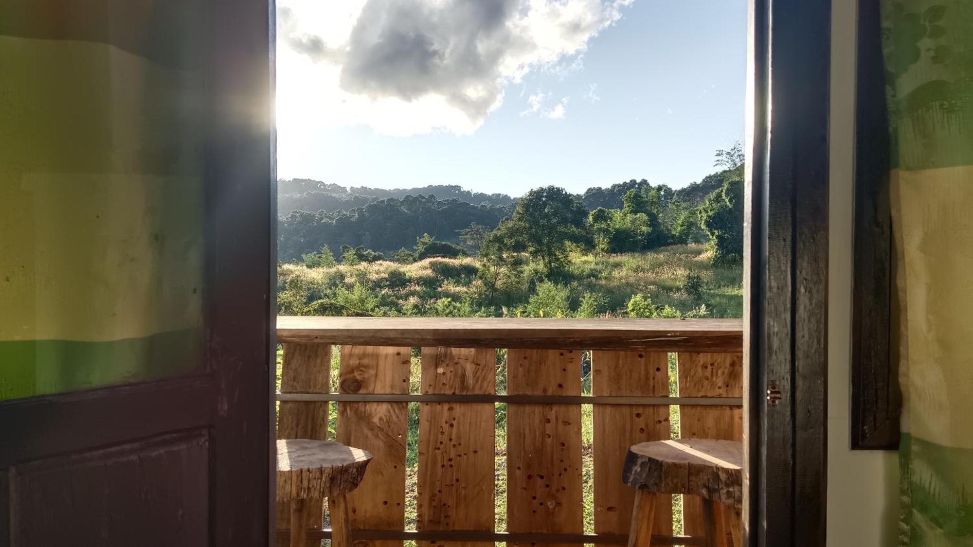 ไร่นิธิสุนทร Nithisoonthon Farmstay Mae Hong Son Zewnętrze zdjęcie