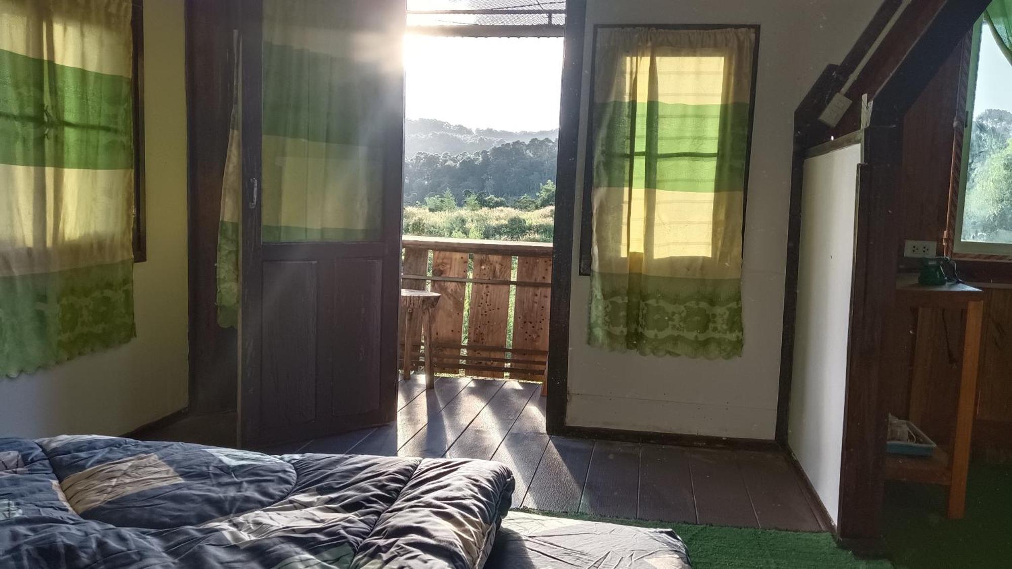 ไร่นิธิสุนทร Nithisoonthon Farmstay Mae Hong Son Zewnętrze zdjęcie