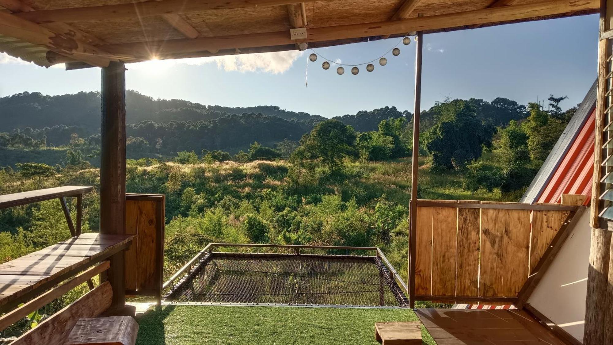 ไร่นิธิสุนทร Nithisoonthon Farmstay Mae Hong Son Zewnętrze zdjęcie