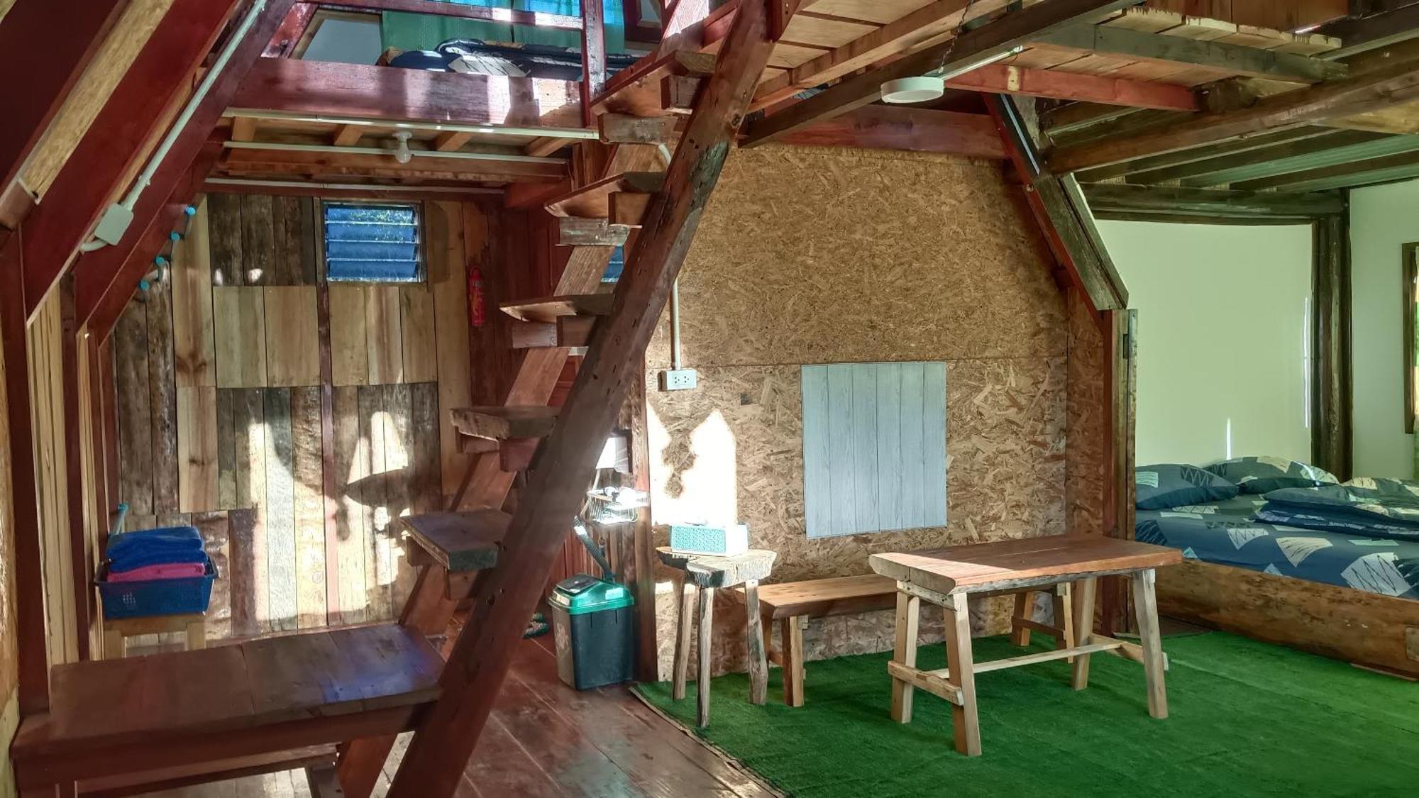 ไร่นิธิสุนทร Nithisoonthon Farmstay Mae Hong Son Zewnętrze zdjęcie