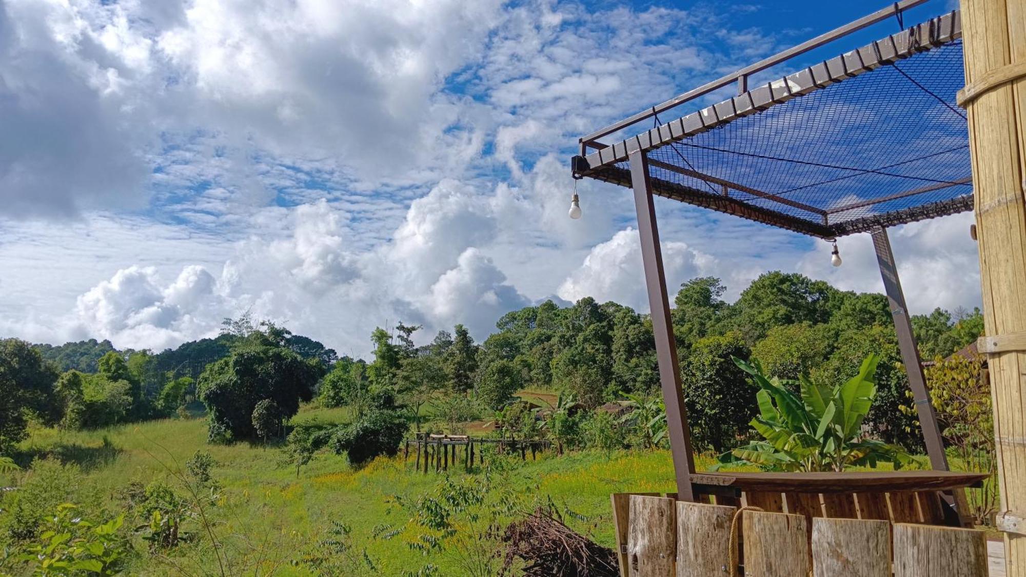 ไร่นิธิสุนทร Nithisoonthon Farmstay Mae Hong Son Zewnętrze zdjęcie