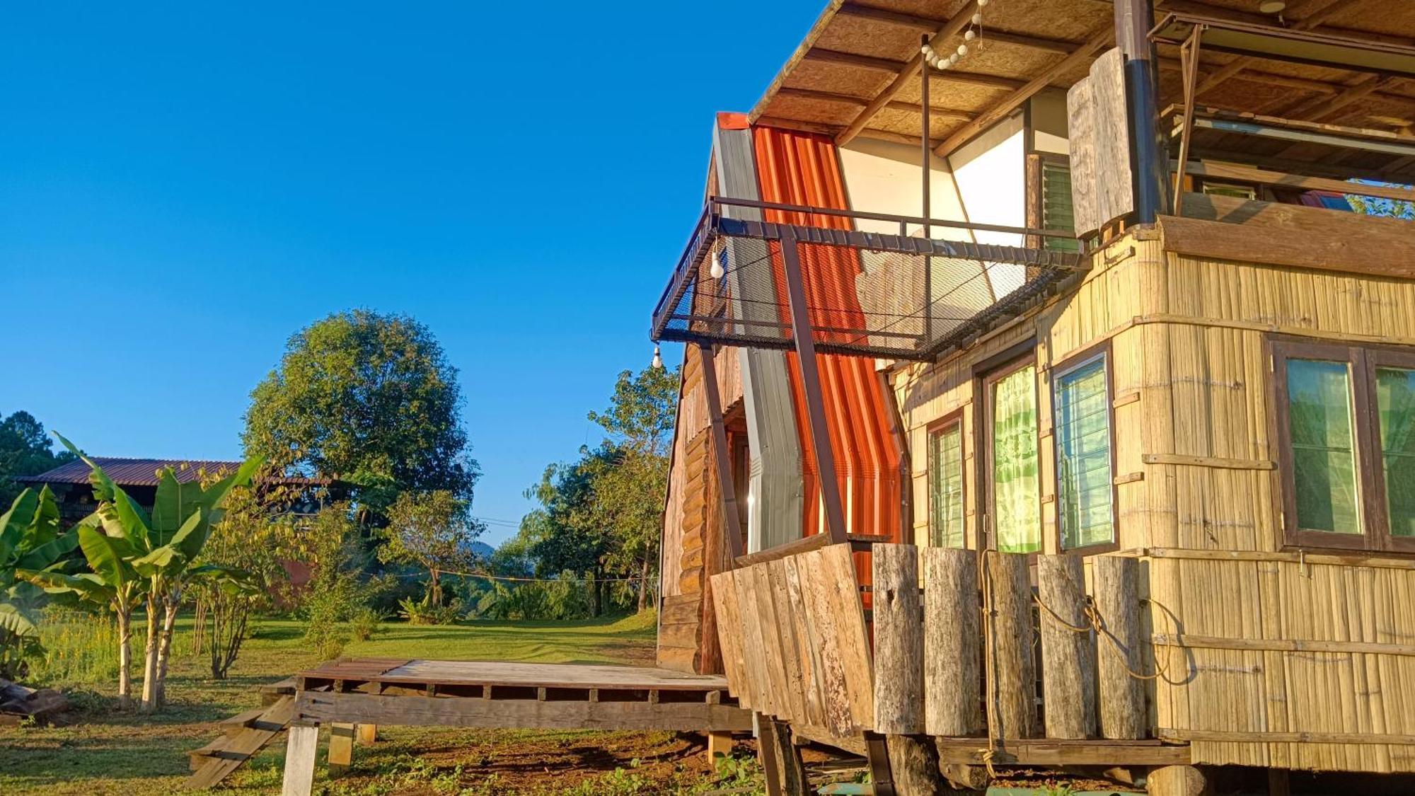 ไร่นิธิสุนทร Nithisoonthon Farmstay Mae Hong Son Zewnętrze zdjęcie