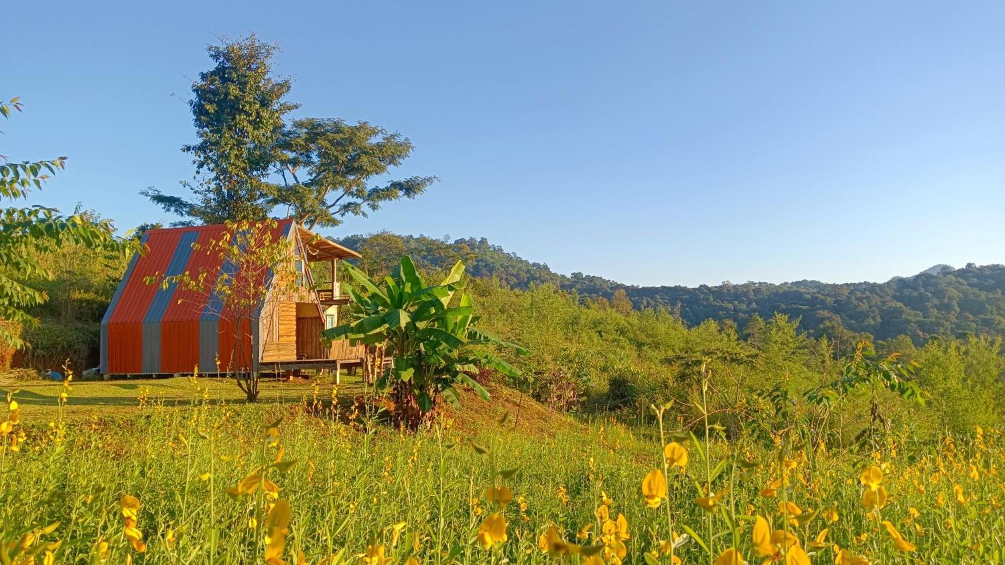 ไร่นิธิสุนทร Nithisoonthon Farmstay Mae Hong Son Zewnętrze zdjęcie